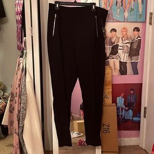 Black leggings with zippers